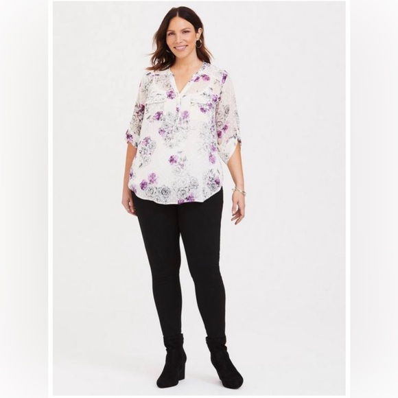 Torrid Harper - White Floral Clip Dot Blouse - Picture 2 of 6